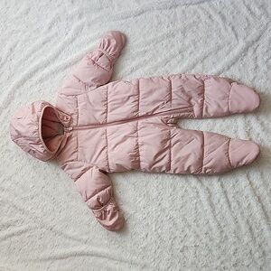 Old Navy Pink Hooded Kids Snowsuit Water-resistant, 6-12M